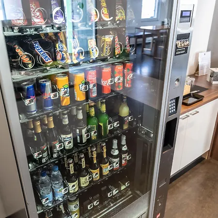 A2 - Airport & Messe מלון 3*