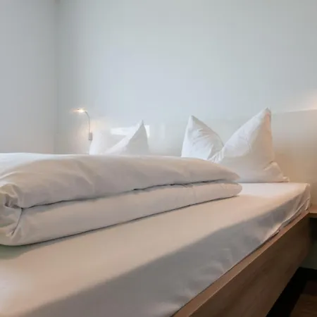 Hotel A2 - Airport & Messe 3*