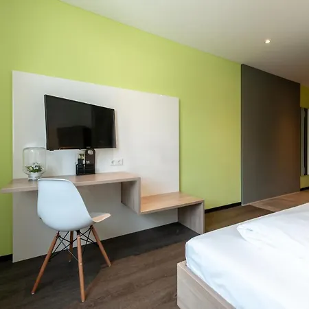 Hotel A2 - Airport & Messe 3*