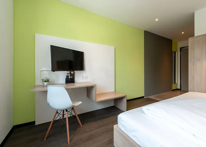 A2 - Airport & Messe Отель Denkendorf (Baden-Wurttemberg)